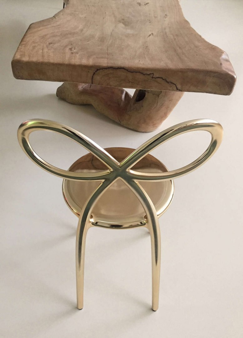 Krzesło Ribbon metalowe złote
