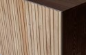 Komoda lamelowa GRAVURE jesion brązowy / naturalne drzwi
