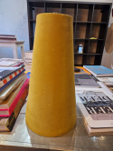 stolik kawowy żółty LEADER OF THE FANCLUB