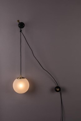 Lampa ścienna ze szklamym kloszem w kształcie kuli BULAN